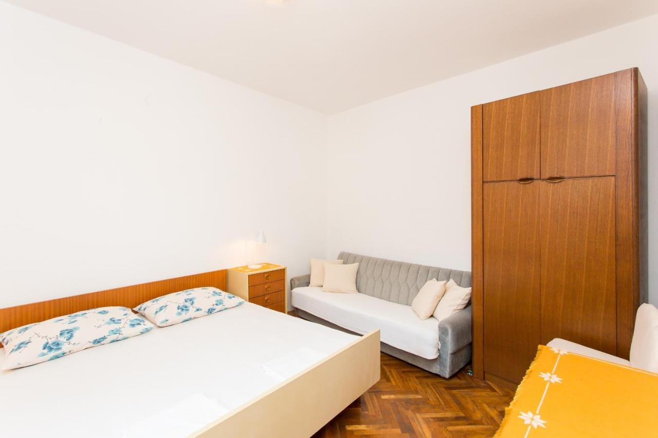 Guest House Ljubica ดูบรอฟนิก ภายนอก รูปภาพ