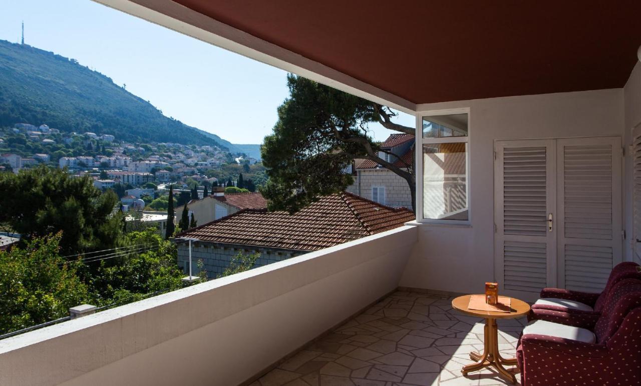 Guest House Ljubica ดูบรอฟนิก ภายนอก รูปภาพ