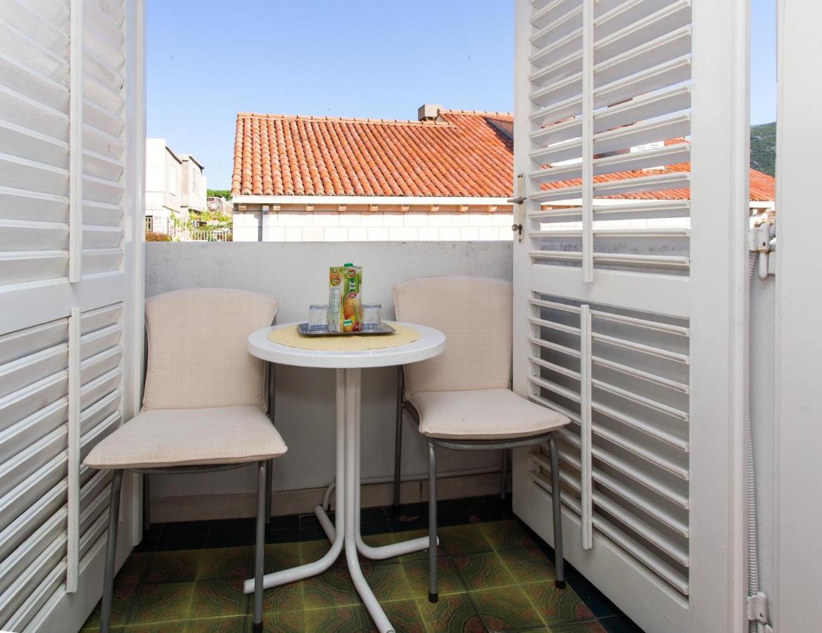 Guest House Ljubica ดูบรอฟนิก ภายนอก รูปภาพ