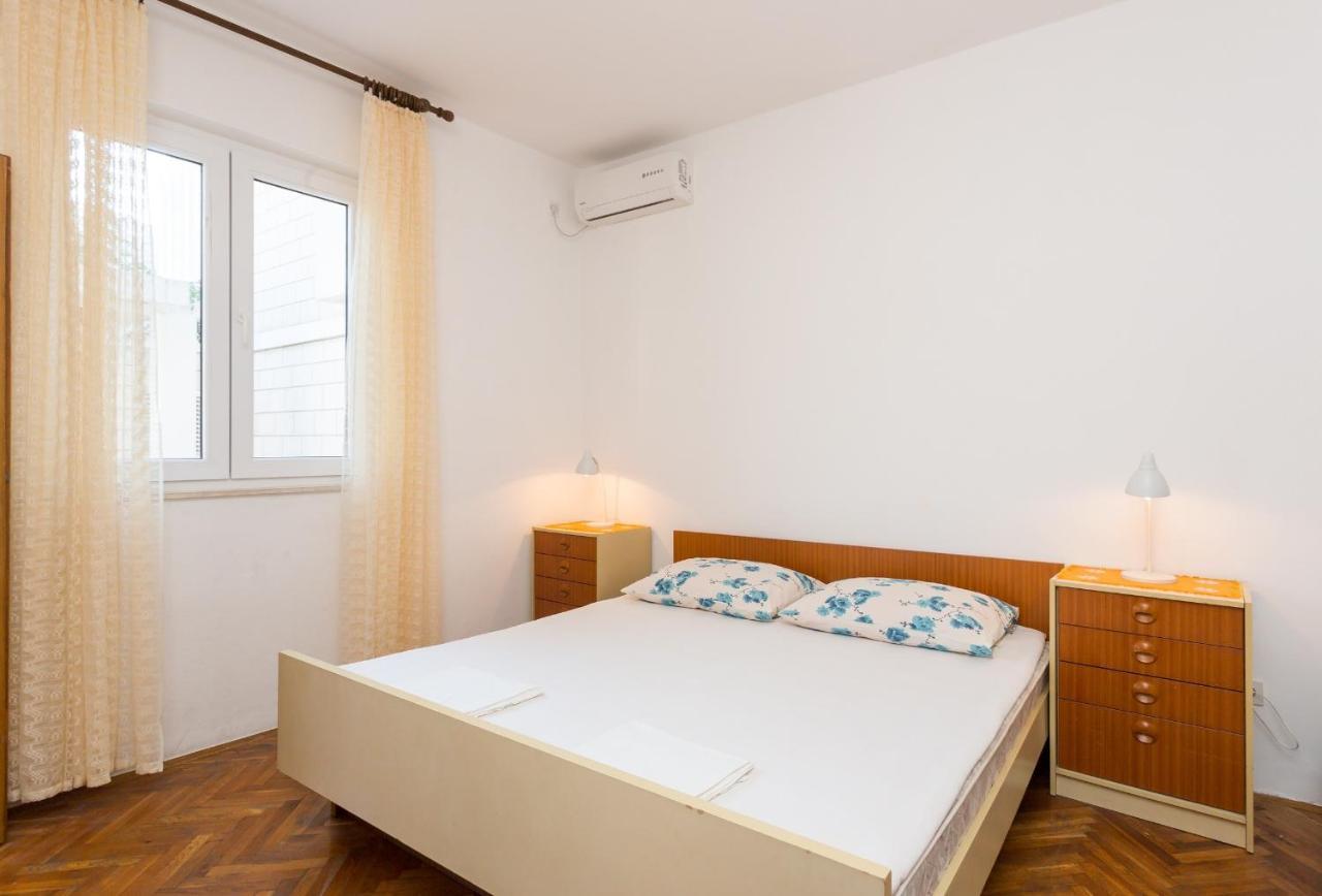 Guest House Ljubica ดูบรอฟนิก ภายนอก รูปภาพ
