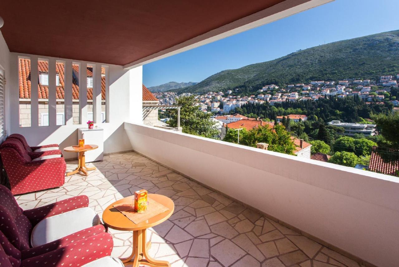 Guest House Ljubica ดูบรอฟนิก ภายนอก รูปภาพ