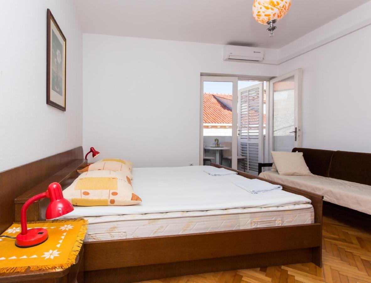 Guest House Ljubica ดูบรอฟนิก ภายนอก รูปภาพ