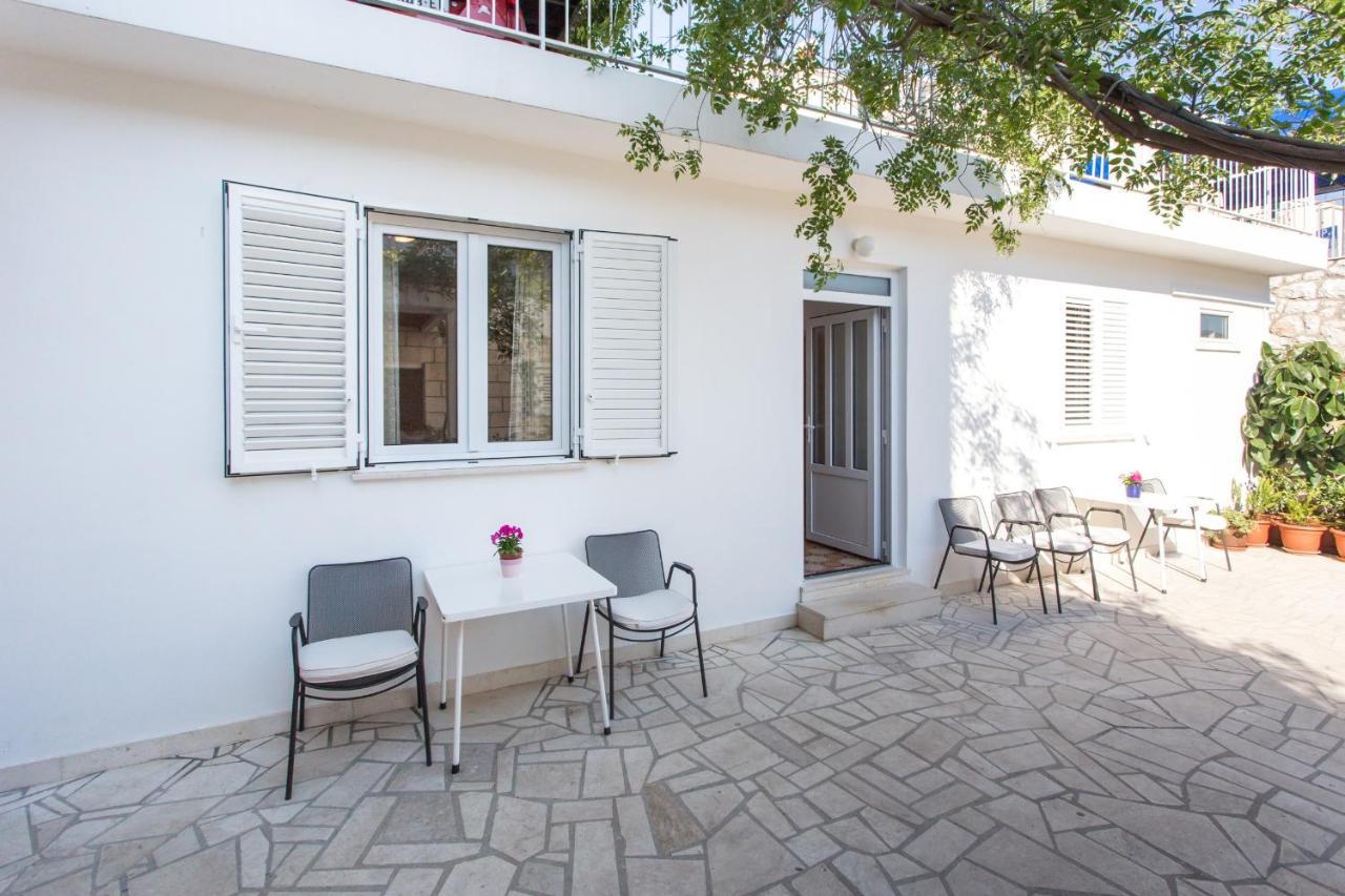 Guest House Ljubica ดูบรอฟนิก ภายนอก รูปภาพ